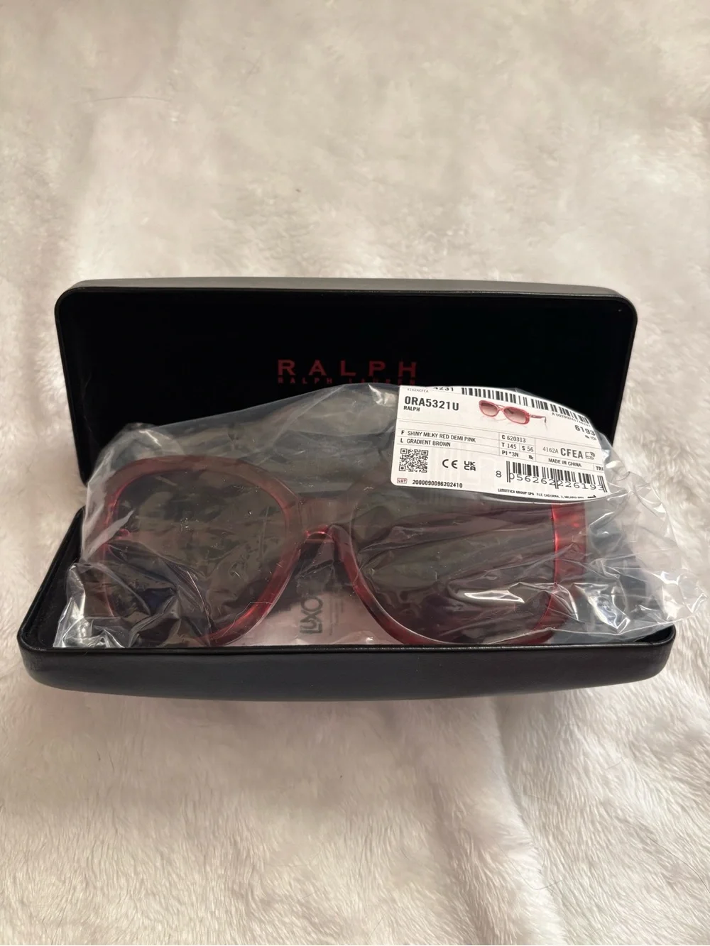 NWT Ralph Lauren Women’s Red sunglasses